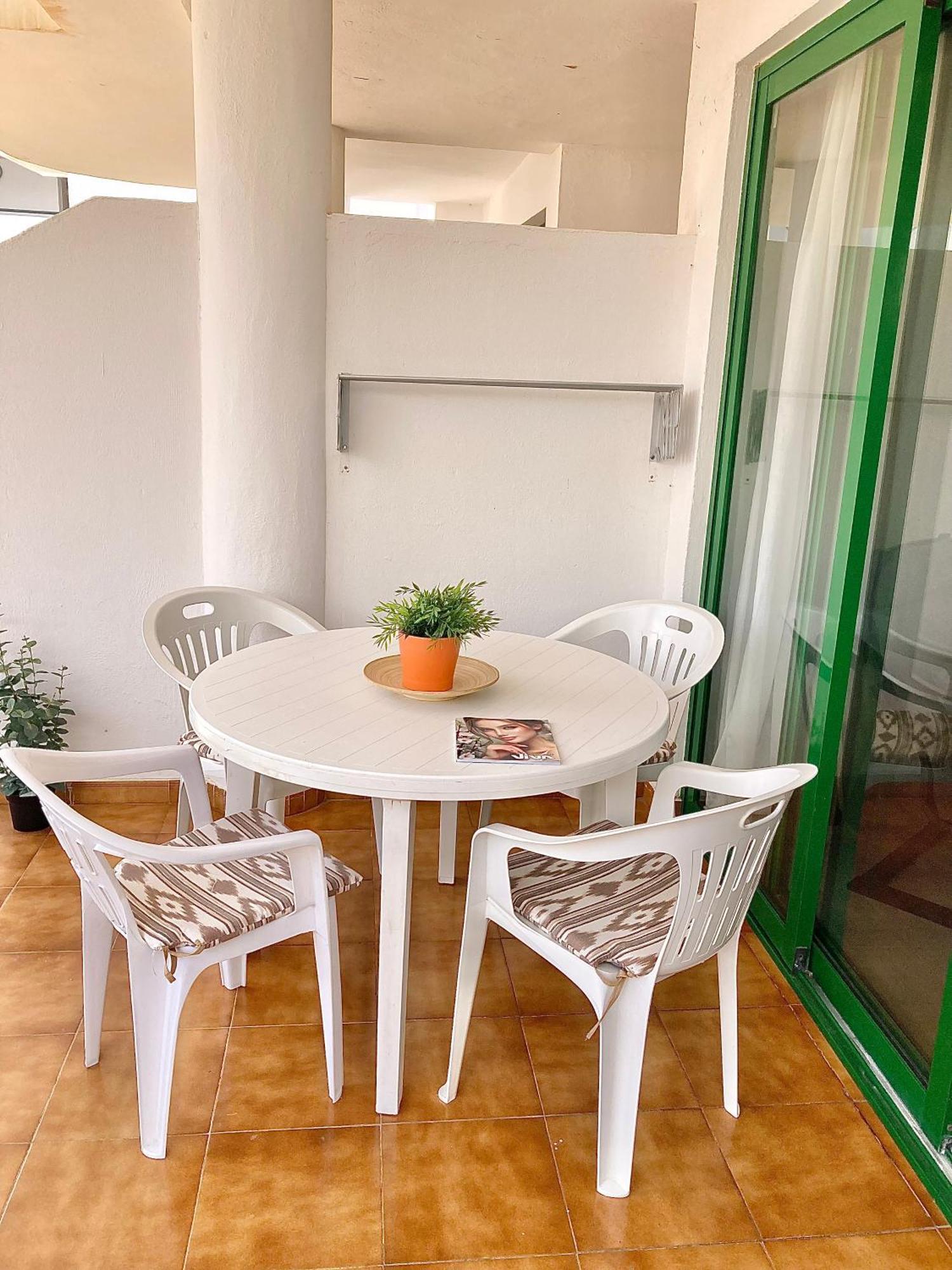 Ground Floor Apartment With Pool, Next To The Beach Costa Teguise Exterior foto